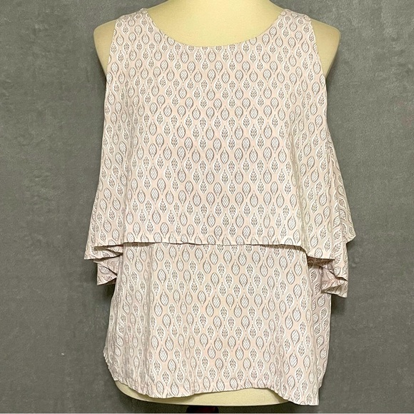 Tina Stephens Made in Italy Women’s Layered Sleeveless Viscose top (23”x 23”) - Picture 3 of 8